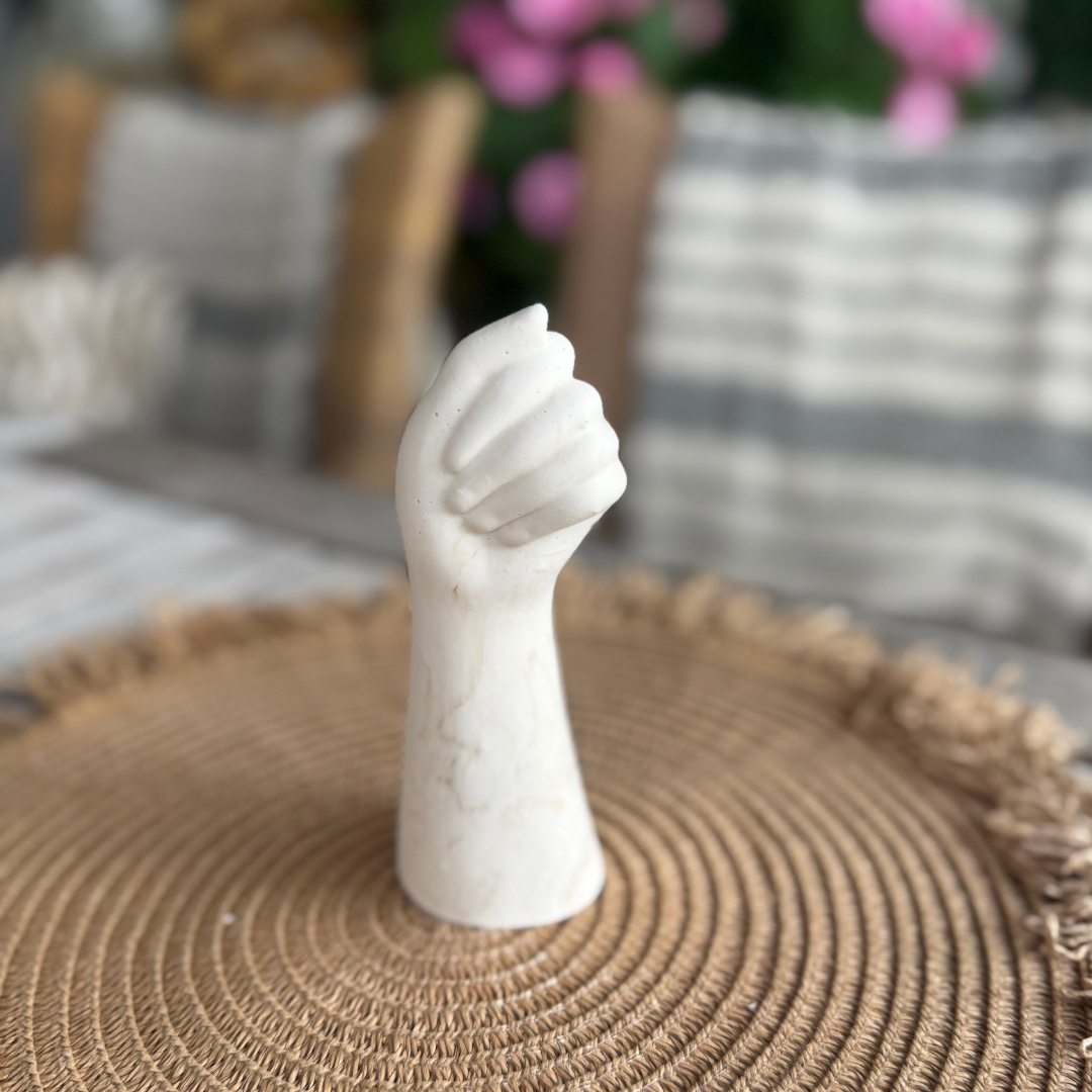 S T E L L A Vase Beige Marble