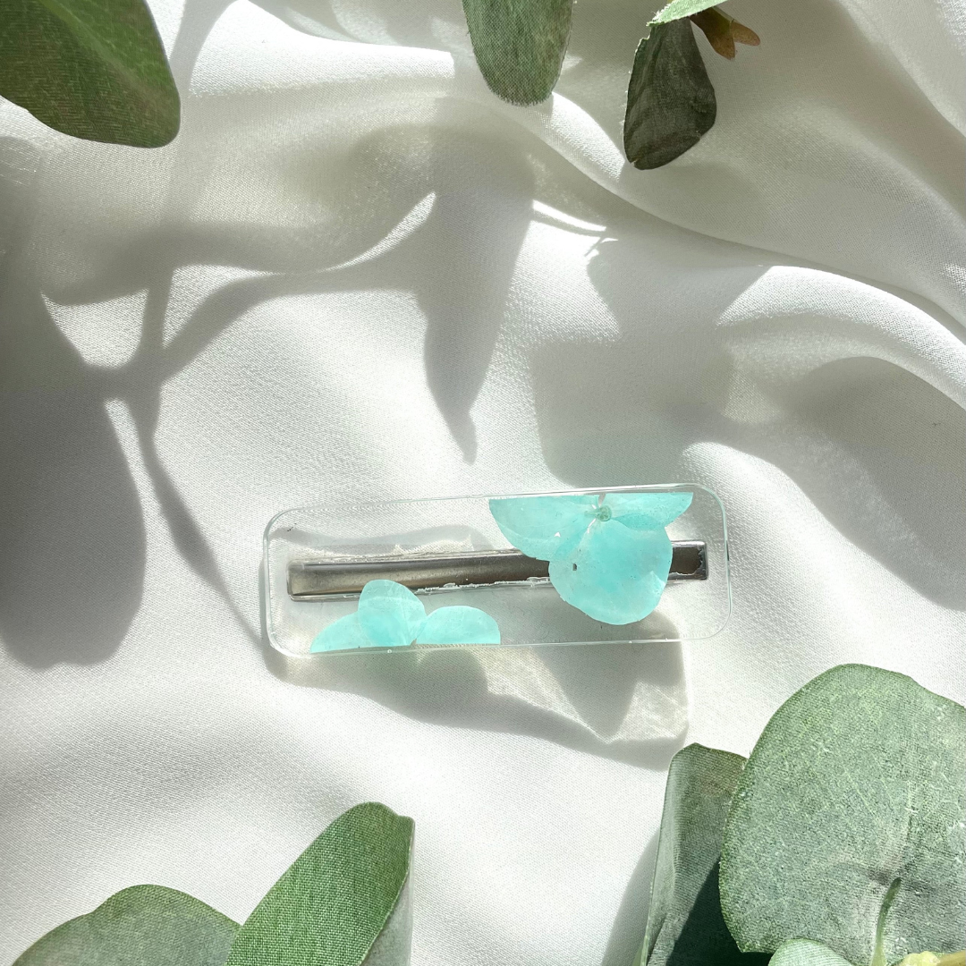 F L O R A Real flower hair clips Light Blue - Witte Art
