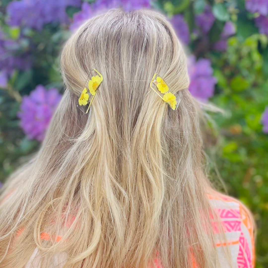 Natural flower hair outlet clips