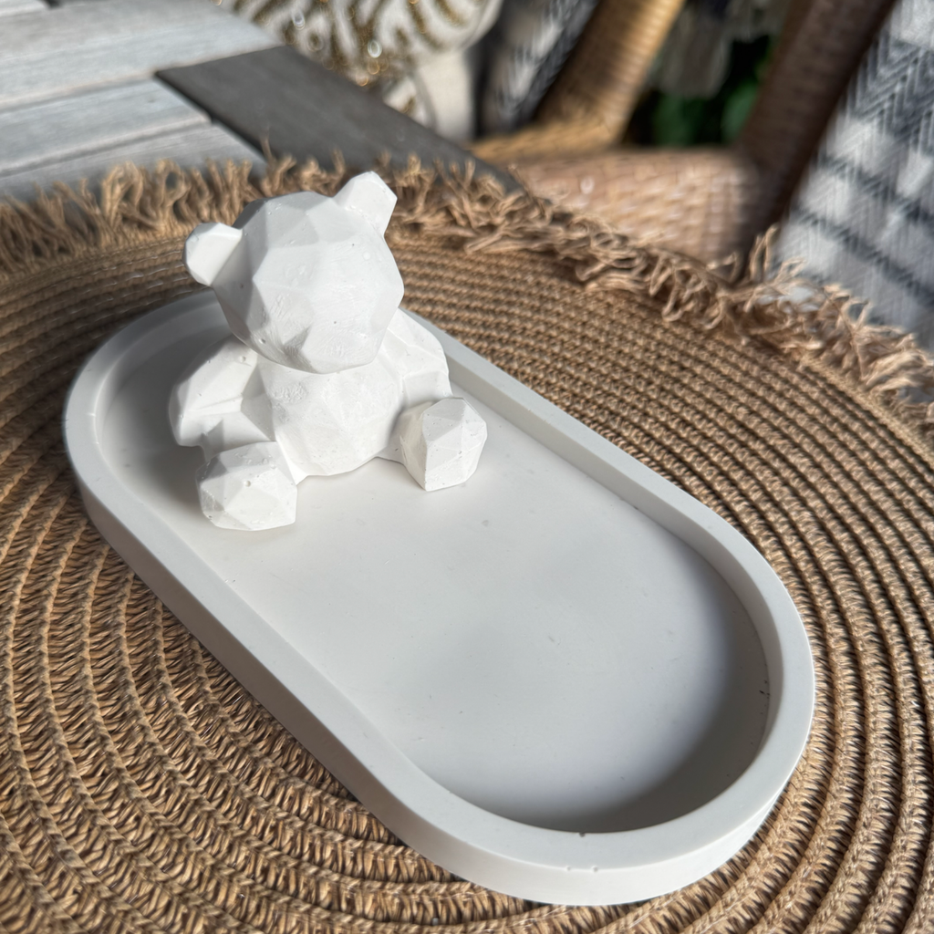 Geometric Teddy statue White