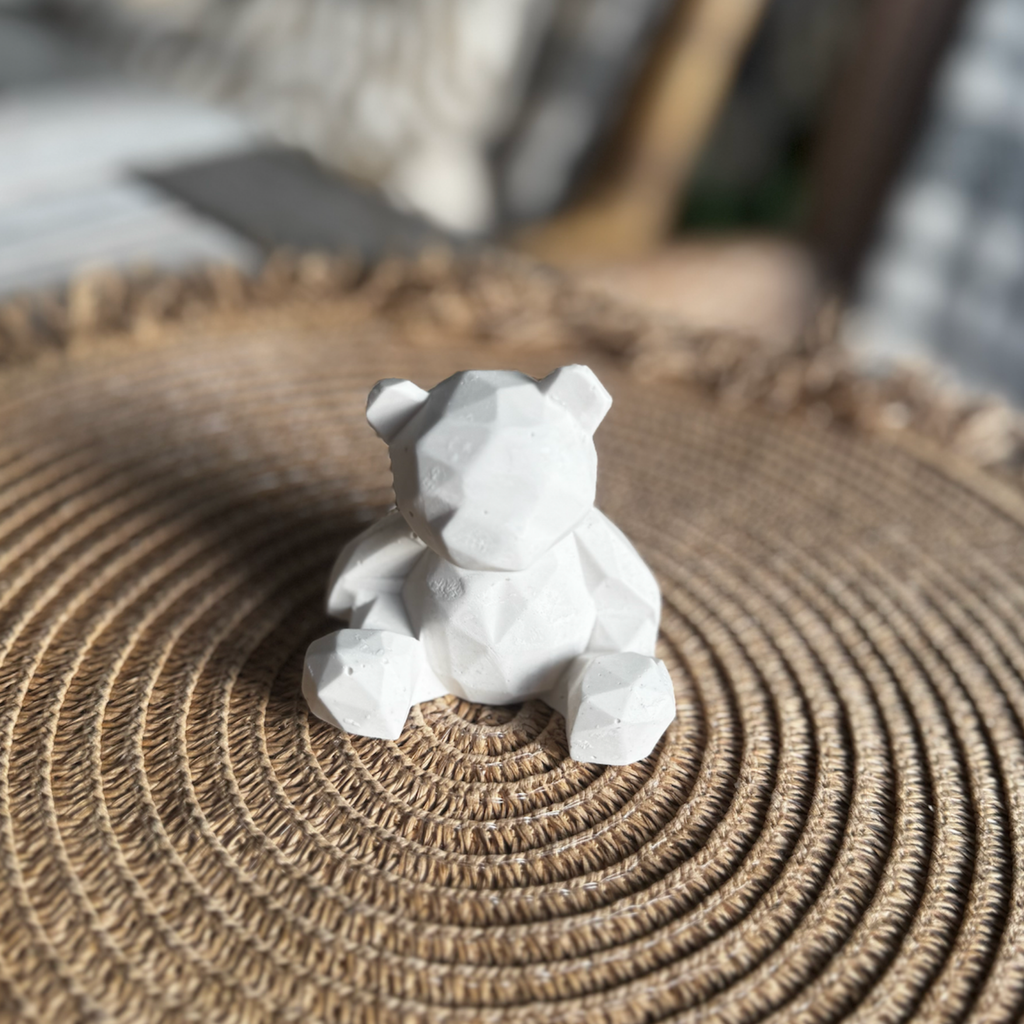 Geometric Teddy statue White