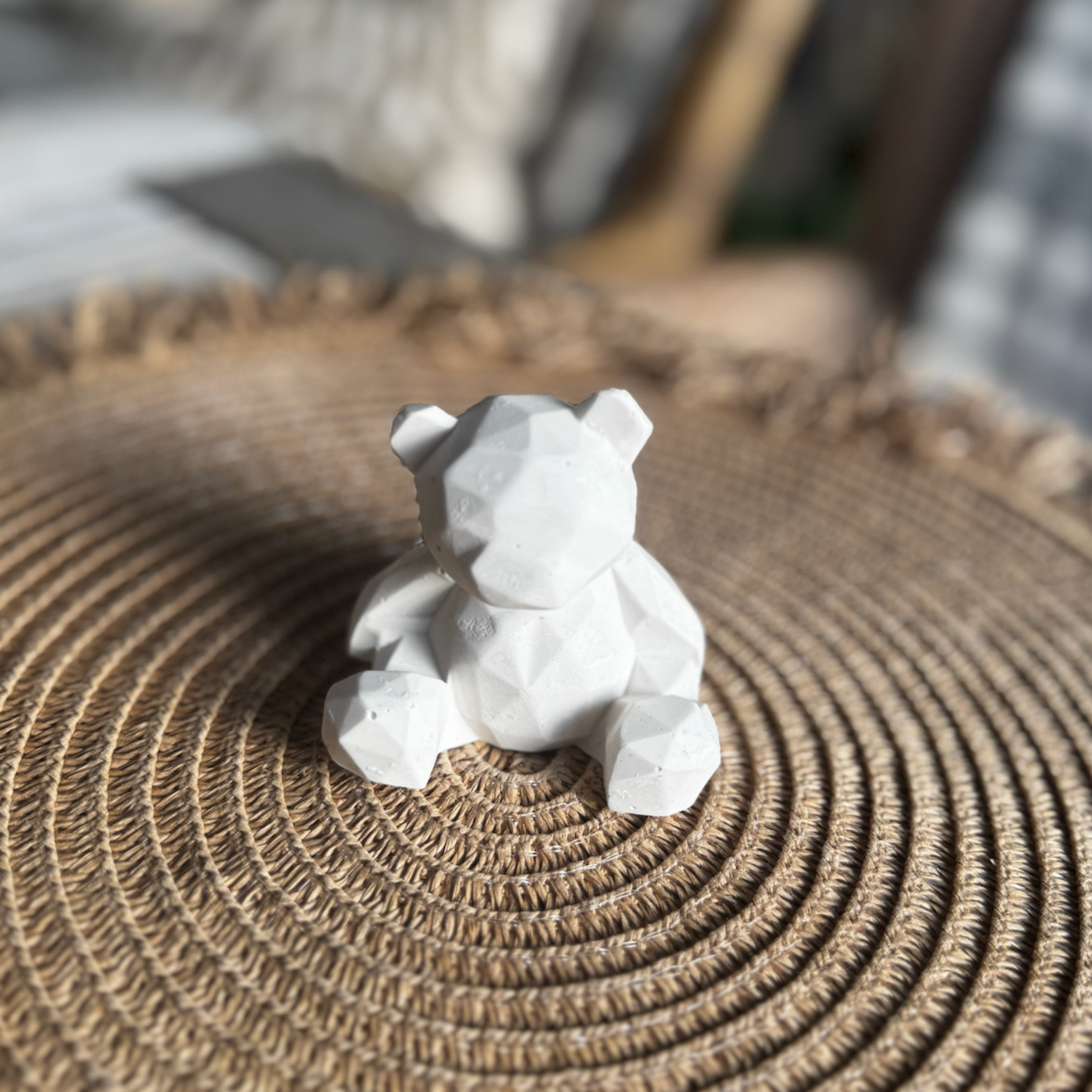 Geometric Teddy statue White