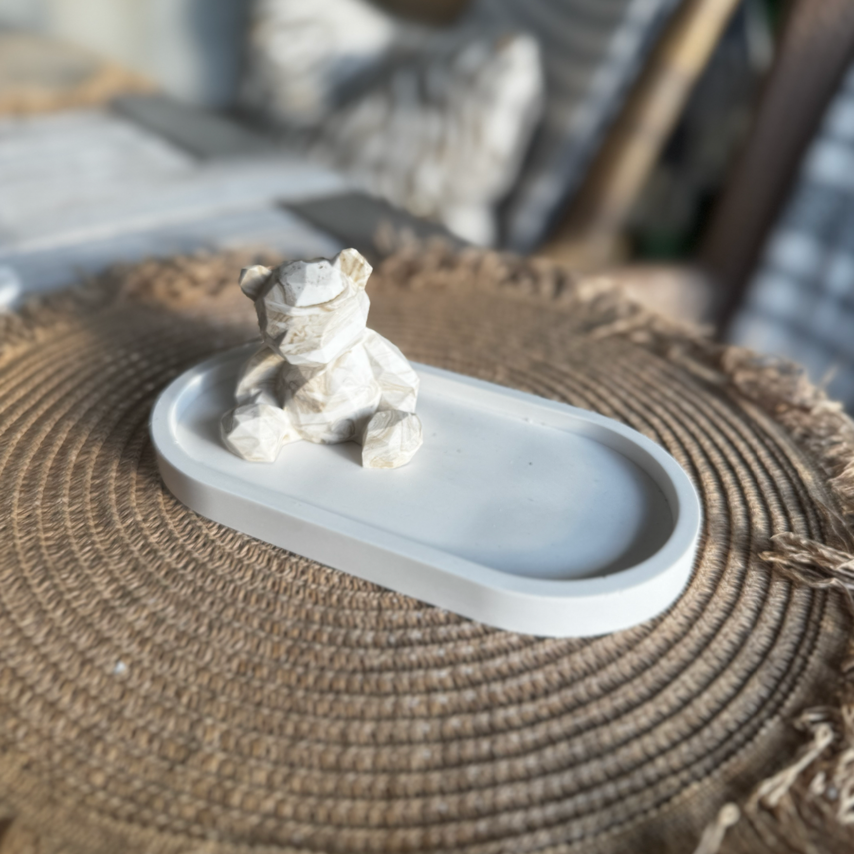 Geometric Teddy statue Brown Marble