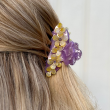 Load image into Gallery viewer, C H R I S E L L E Floral hair claw Purple
