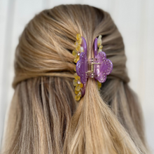 Load image into Gallery viewer, C H R I S E L L E Floral hair claw Purple
