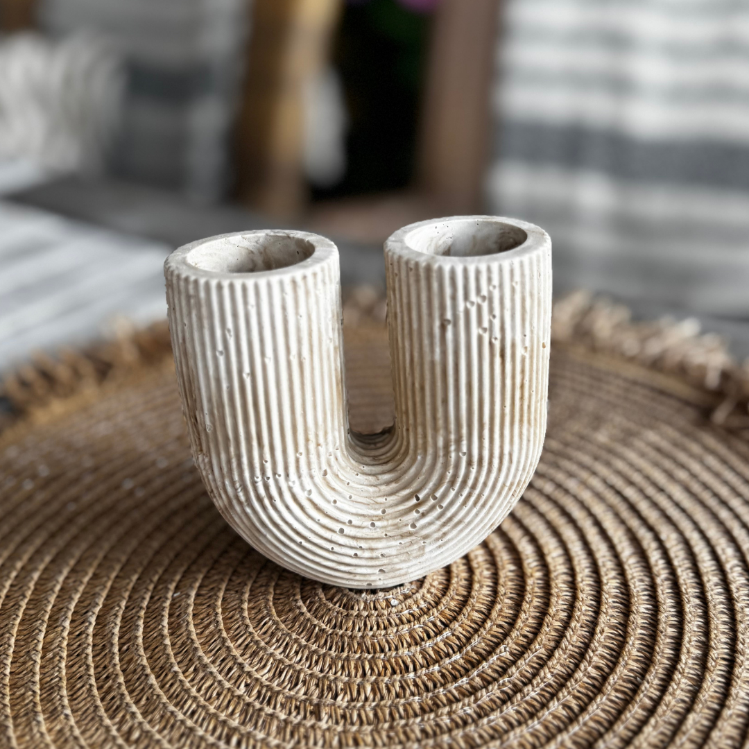 A G A T H A Vase Beige