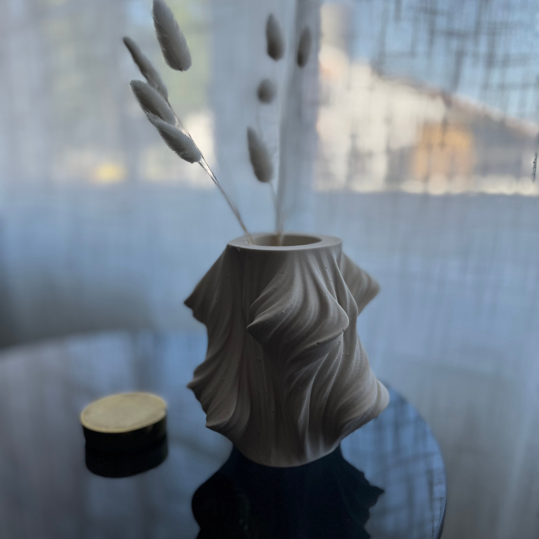 S A B R I N A  Vase white