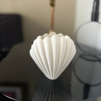 M O L L Y  Vase White