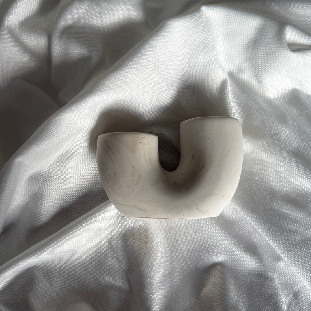 U M A candle holder beige marble
