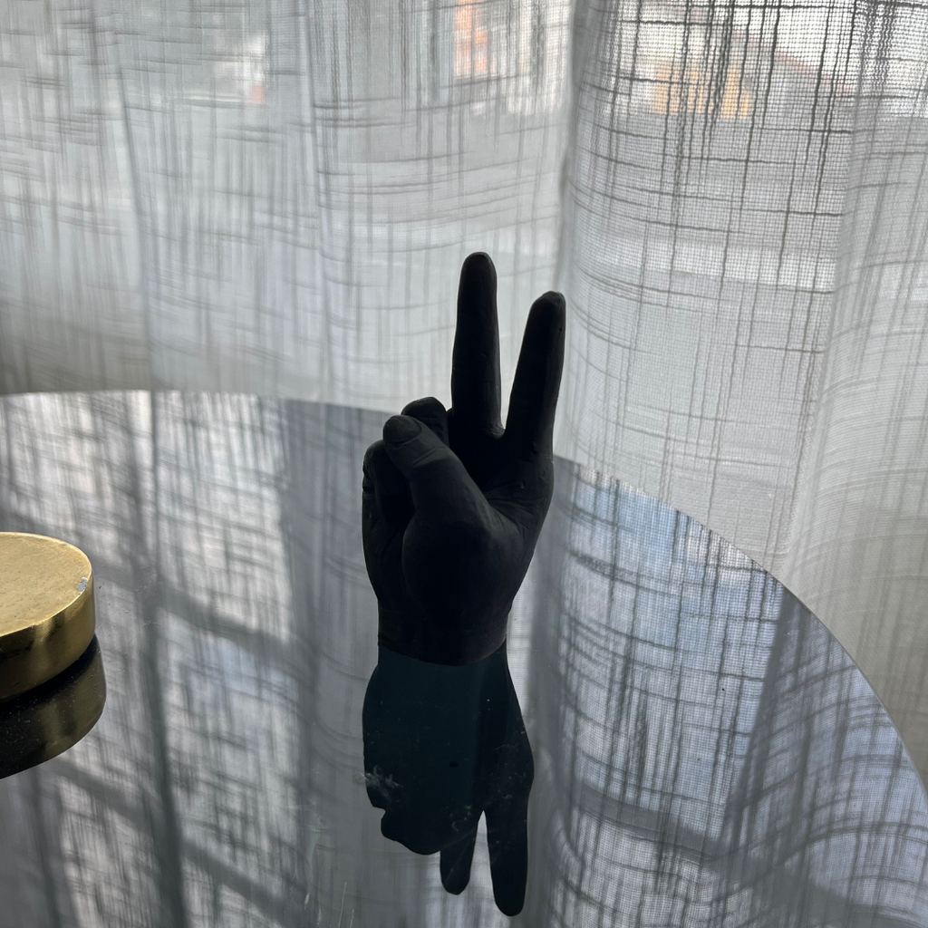 P E A C E Ring holder Black - Witte Art