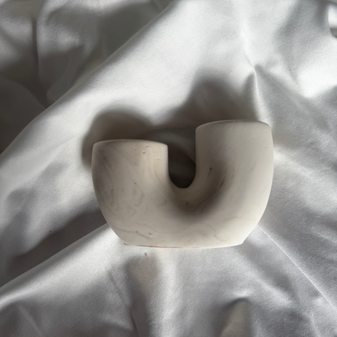 U M A candle holder beige marble