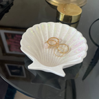 S H E L L Y Tray luminous white