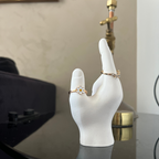 L O V E  Ring holder White