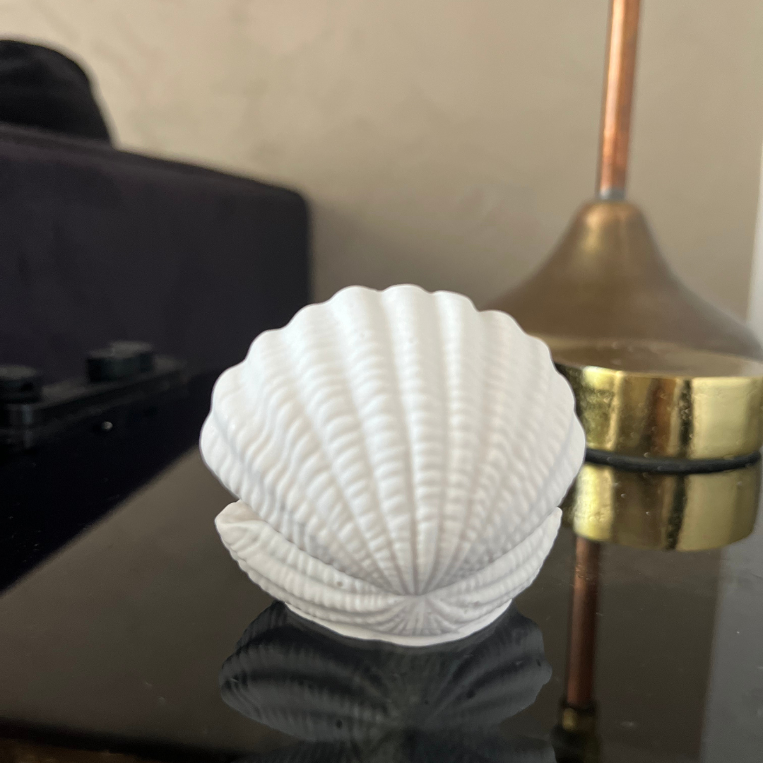 S H E L L Ring holder