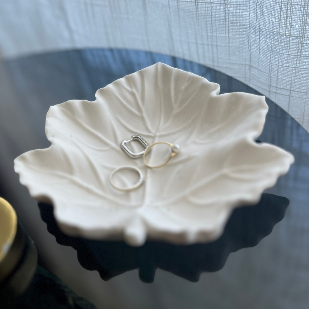 G A I A Leaf tray White