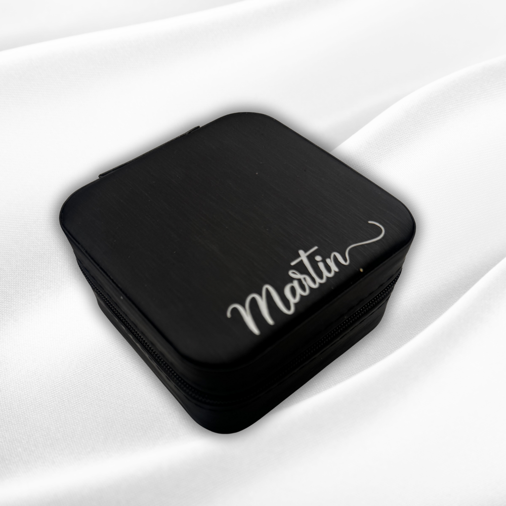 P O L L Y   Personalized Travel jewelry box with name - Black