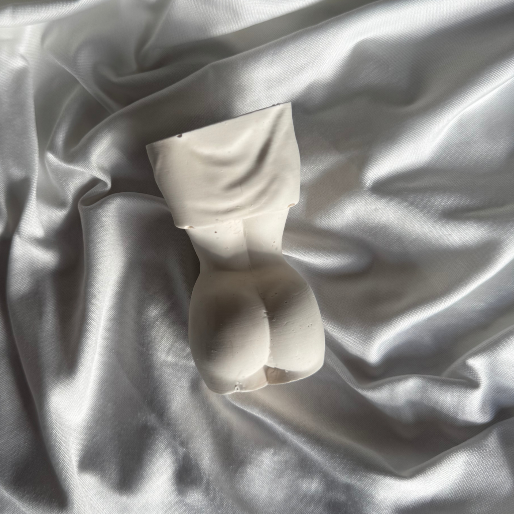 V I C T O R I A  vase Beige Marble