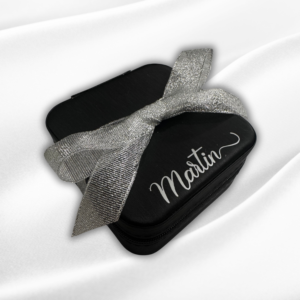 P O L L Y   Personalized Travel jewelry box with name - Black
