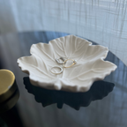 G A I A Leaf tray White