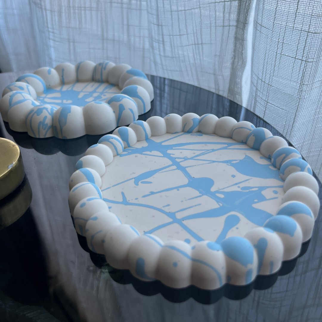 B E C C I E  Tray White with Blue splash