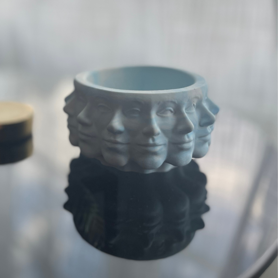 C A T Y Vase Blue Marble