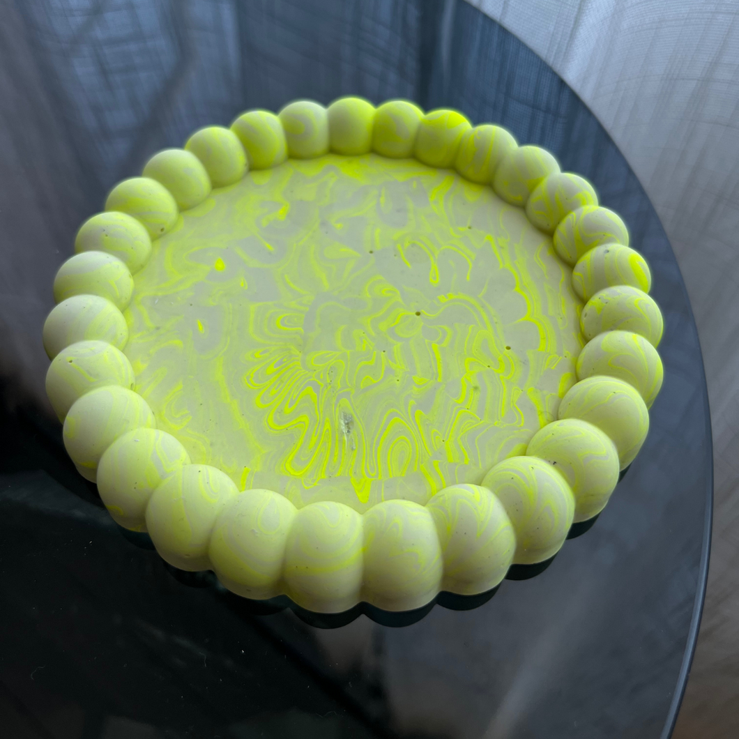 B O B B I  Tray Yellow Neon