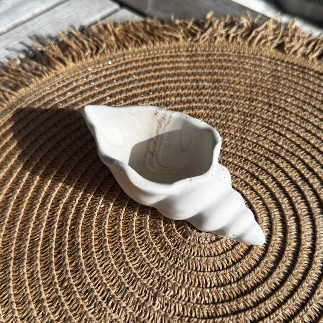 C L A R A Tray Beige