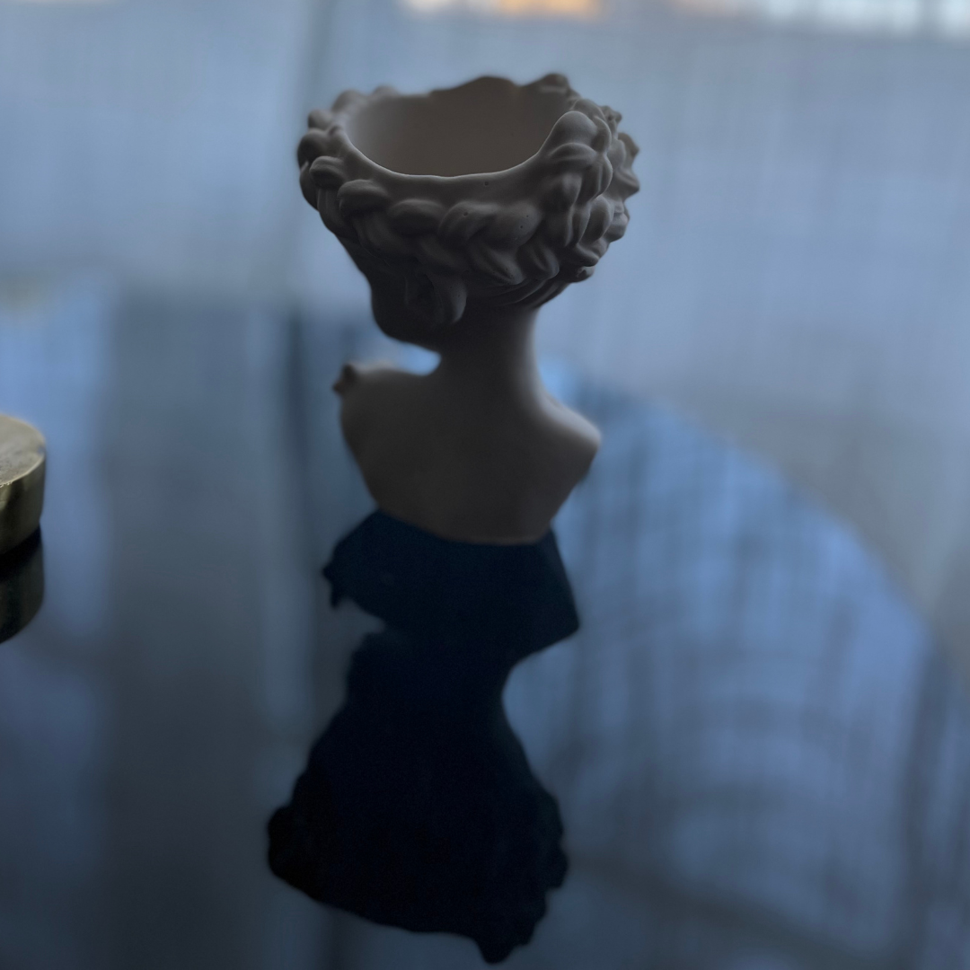 E M M I  Vase