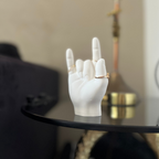 L O V E  Ring holder White