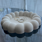 B E C C I E  Tray White