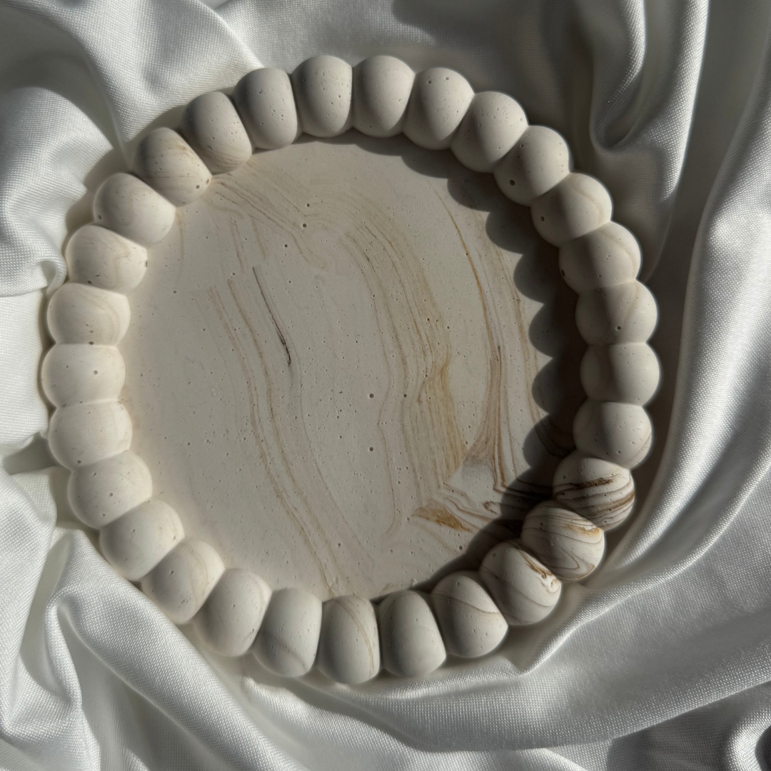B O B B I  Tray Beige Marble