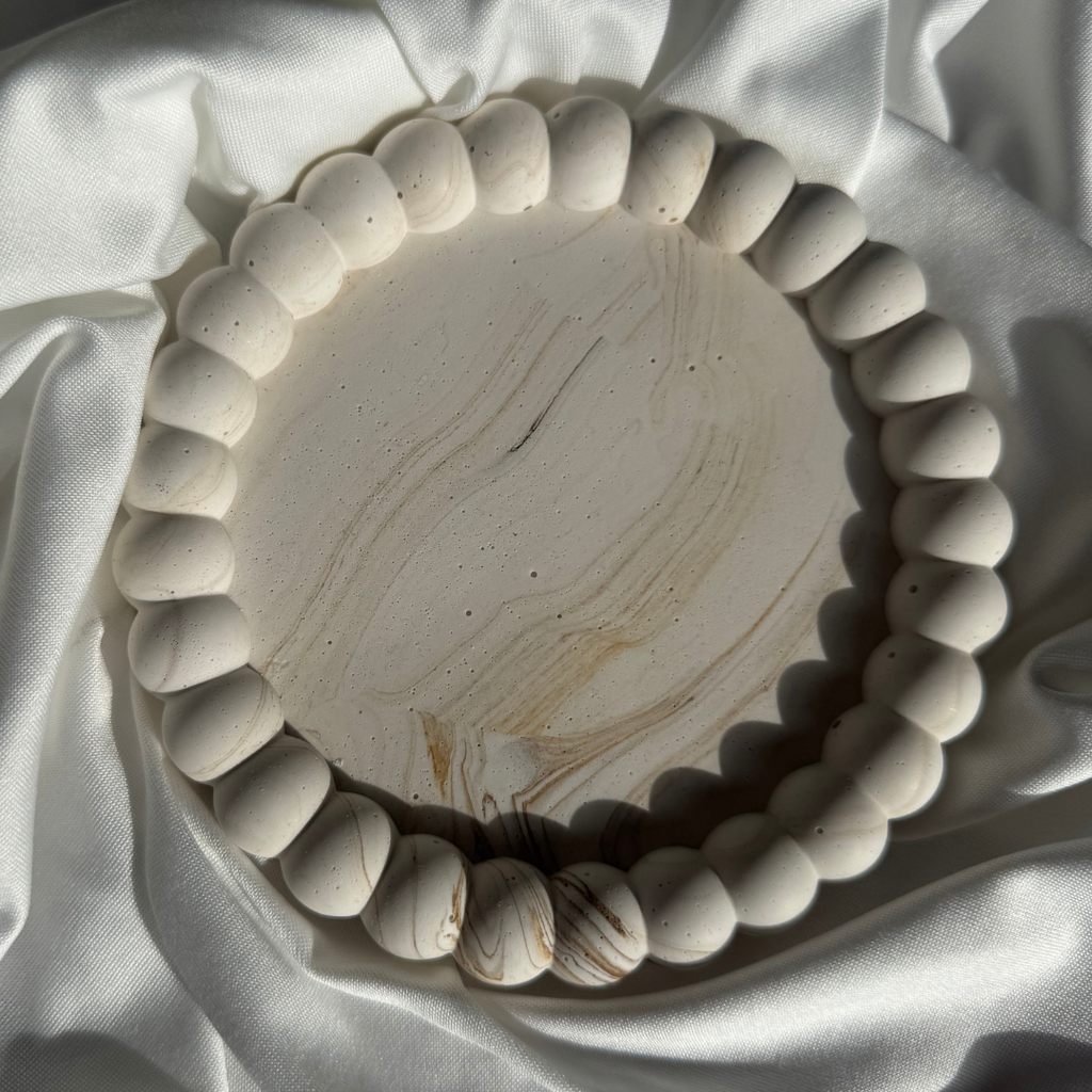 B O B B I  Tray Beige Marble