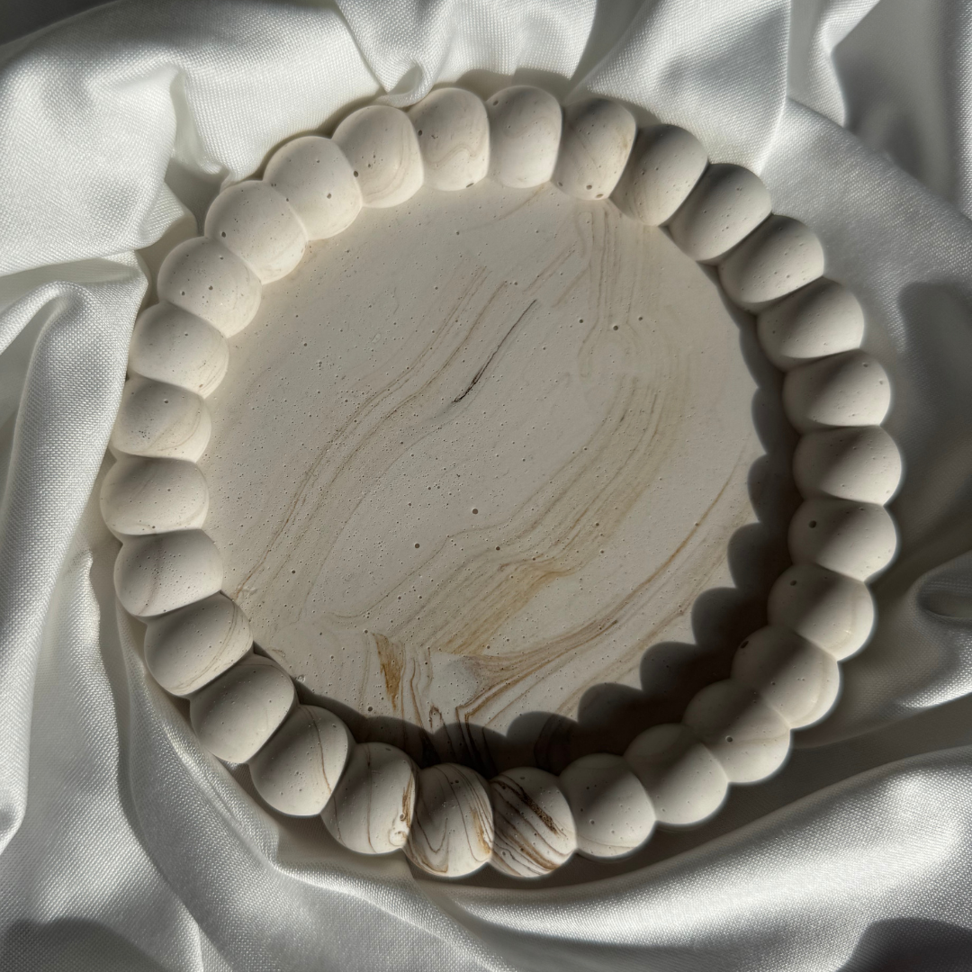 B O B B I  Tray Beige Marble