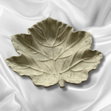 Load image into Gallery viewer, G A I A Leaf tray marble
