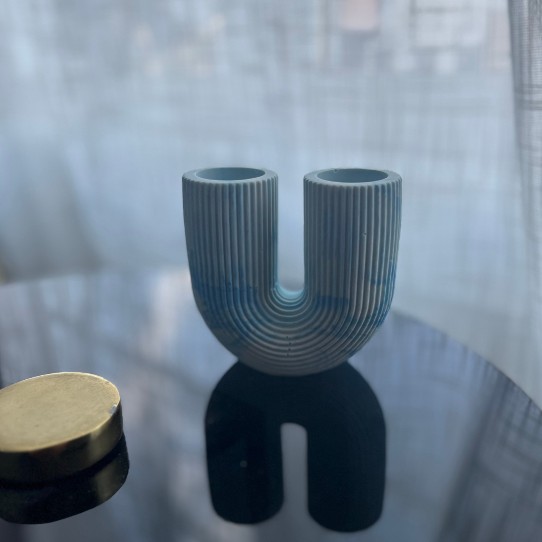 A G A T H A Vase Blue marble