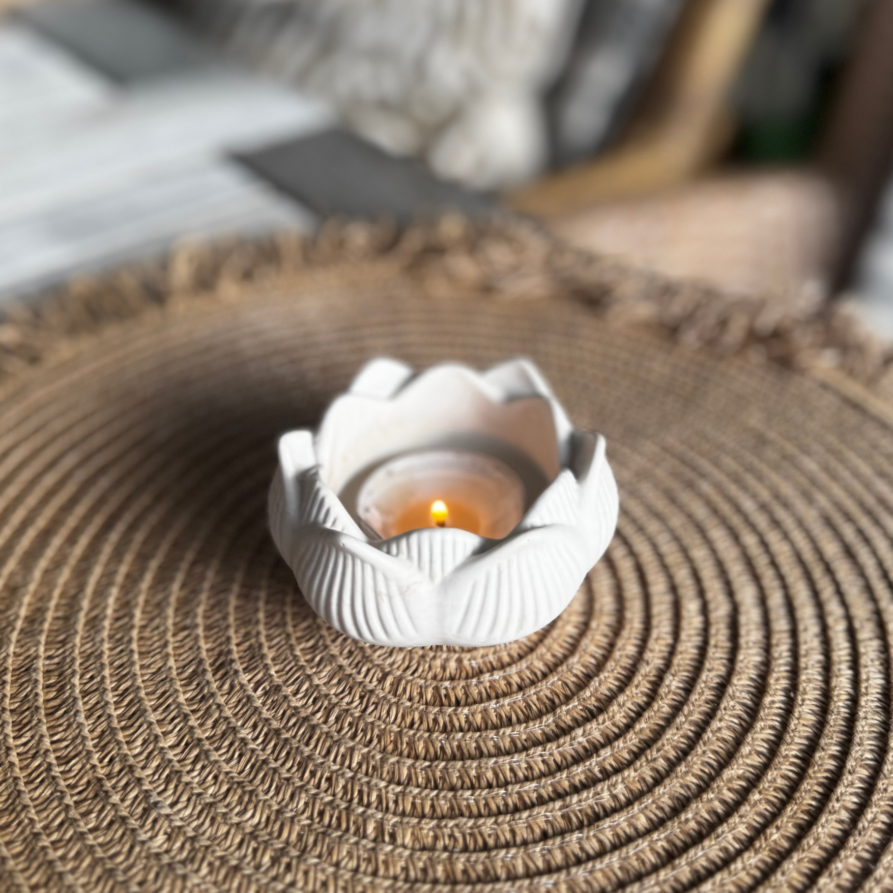 LOLA Candle holder White