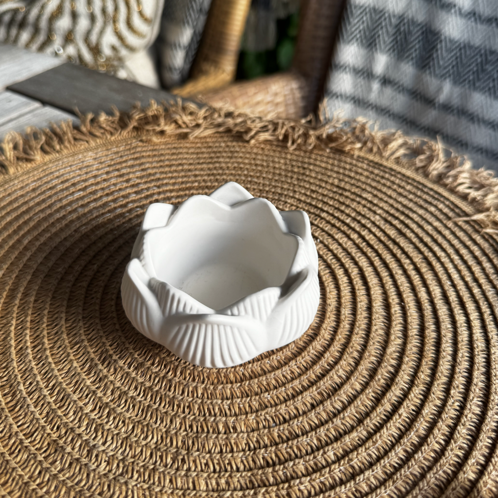 LOLA Candle holder White