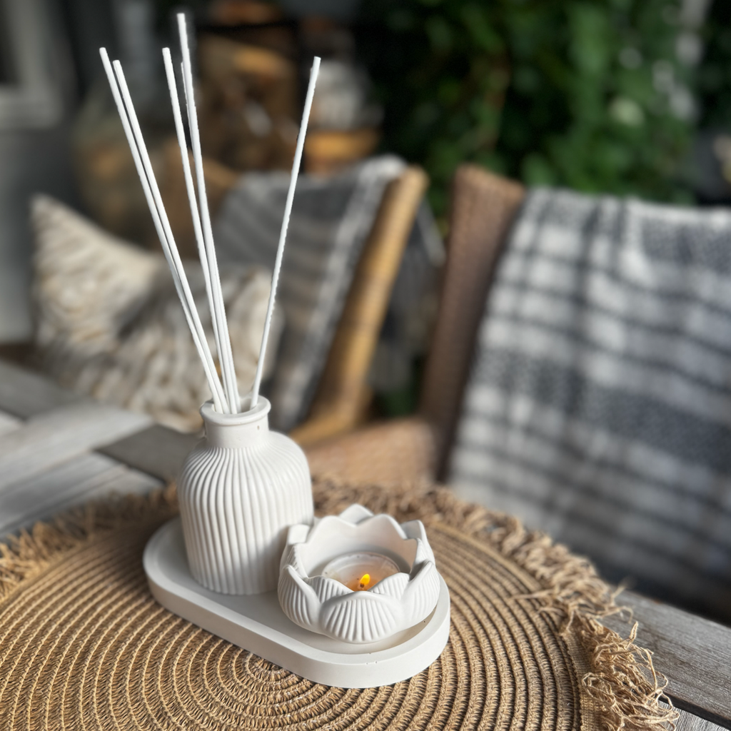 LOLA Candle holder White