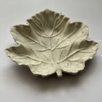 G A I A Leaf tray marble