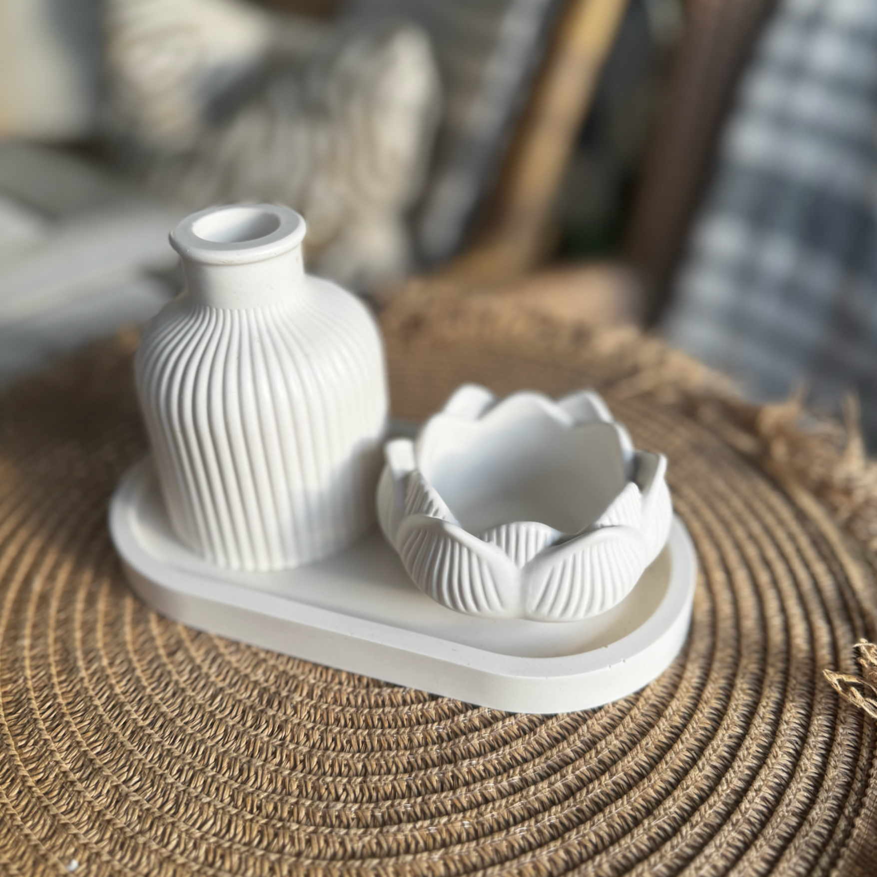 LOLA Candle holder White