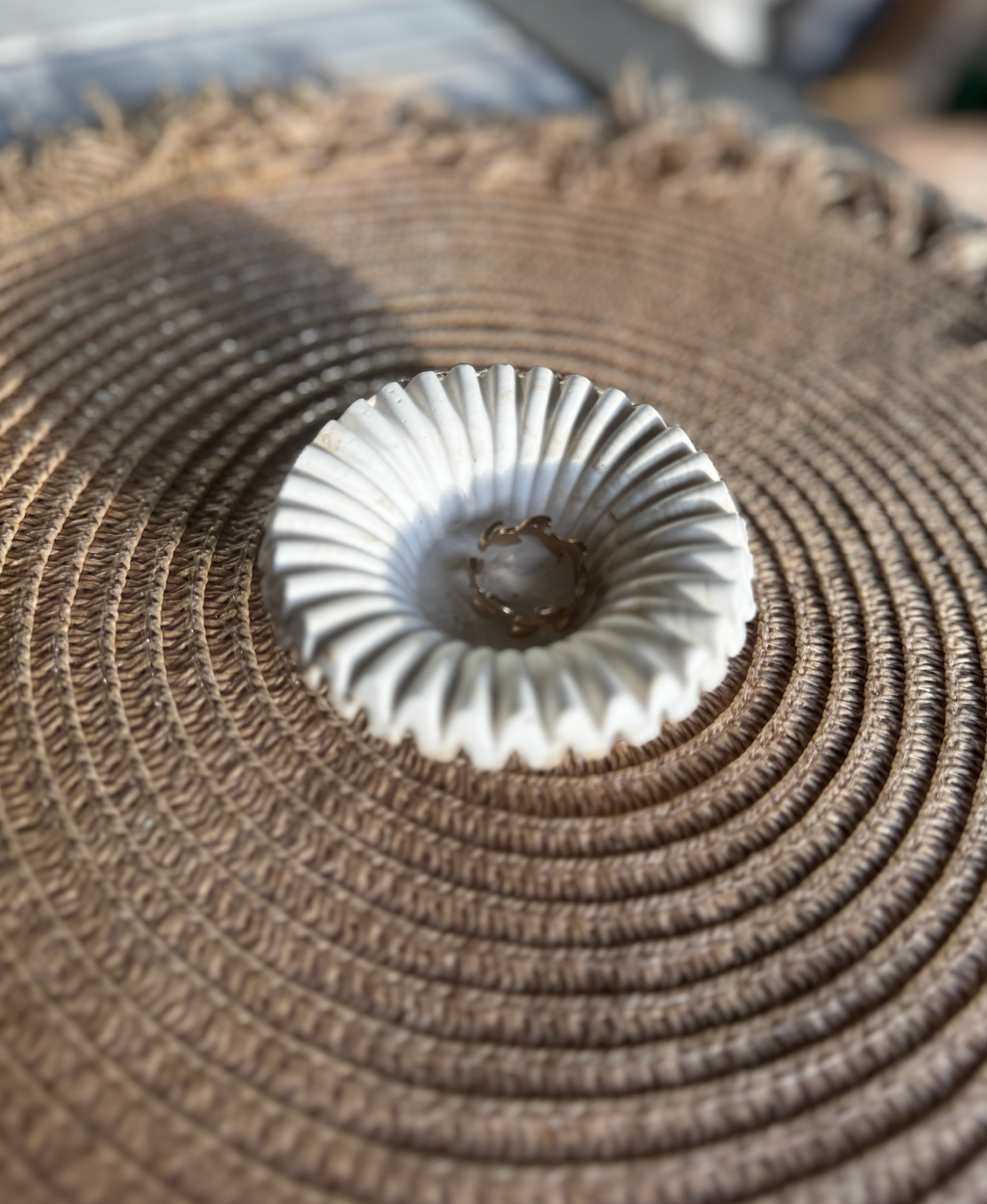 B E A Tray Beige Marble