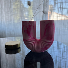 Load image into Gallery viewer, A G A T H A Vase Pink - Witte Art
