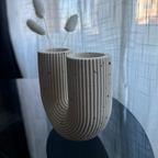 A G A T H A Vase White with Black speckle - Witte Art