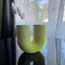 Load image into Gallery viewer, A G A T H A Vase Yellow - Witte Art
