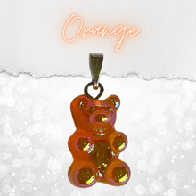 Load image into Gallery viewer, T E D D Y  gummy bear necklace Shimmer Edition - Silver - Witte Art
