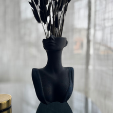 Load image into Gallery viewer, V A L E R I A Vase Black with blue glitter - Witte Art
