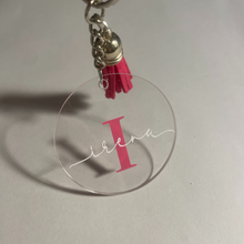 Load image into Gallery viewer, A M E L I A Keyring - Witte Art
