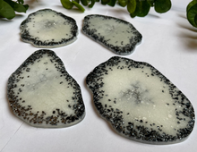 Load image into Gallery viewer, Coasters Geode Black and White - Witte Art
