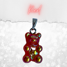 Load image into Gallery viewer, T E D D Y  gummy bear necklace Shimmer Edition - Silver - Witte Art
