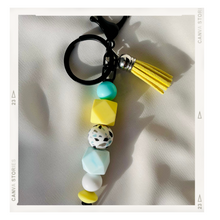 Load image into Gallery viewer, C L A S S I C Keyring - Witte Art
